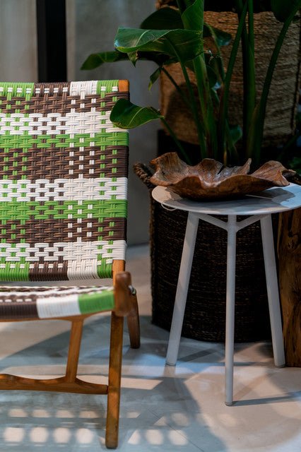 ROXY LOUNGE FOLDING CHAIR / WHITE + NATURAL - Green Design Gallery