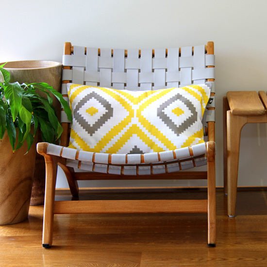 ROXY LOUNGE LEATHER CHAIR / WHITE - Green Design Gallery