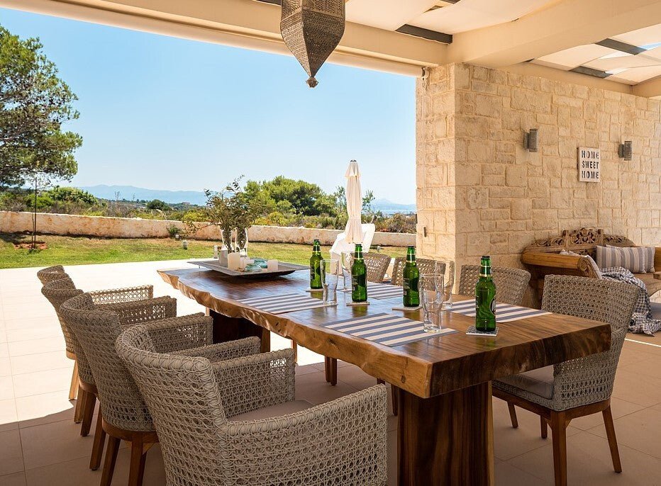 SATYRIKON DINING ARMCHAIR / BLACK (INDOORS-OUTDOORS) - Green Design Gallery