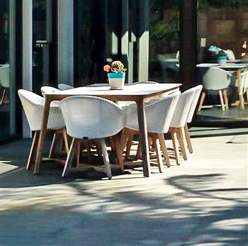 SKAL ARM CHAIR / ICE WHITE (INDOOR-OUTDOOR) - Green Design Gallery