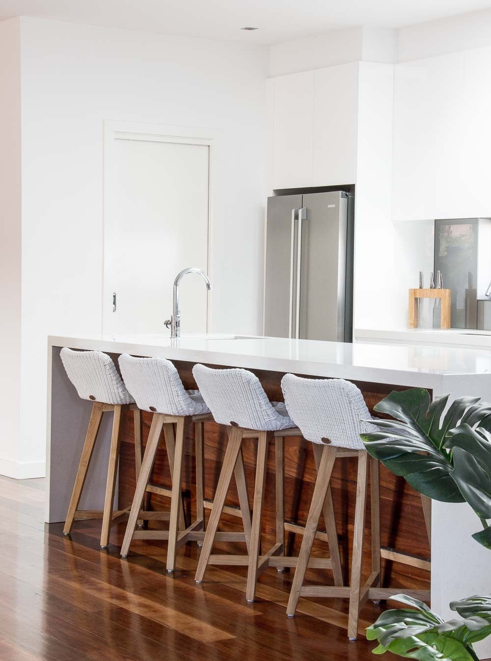 SKAL BARCHAIR - 2 SIZES / ICE WHITE (INDOOR-OUTDOOR) - Green Design Gallery