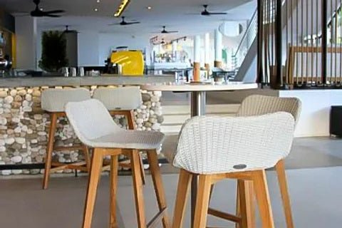 SKAL BARCHAIR - 2 SIZES / ICE WHITE (INDOOR-OUTDOOR) - Green Design Gallery