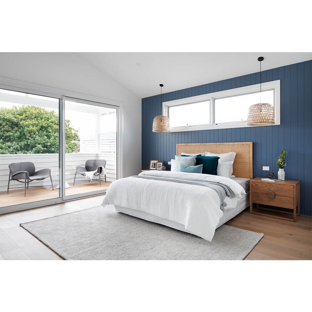 SOLARIS (BED)SIDE TABLE | ROUND HANDLE | NATURAL OAK - Green Design Gallery