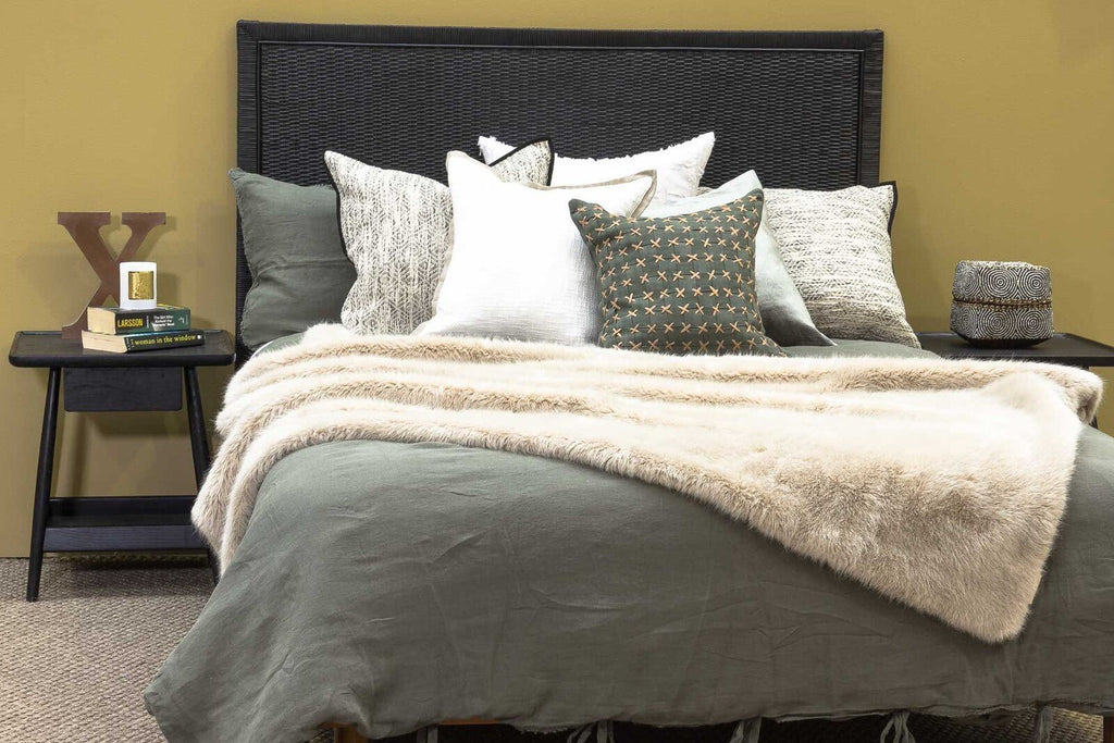 TRAY (BED)SIDE TABLE / BLACK OAK - Green Design Gallery