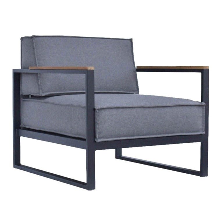 VELA LOUNGE CHAIR / BLACK (INDOOR-OUTDOOR) - Green Design Gallery