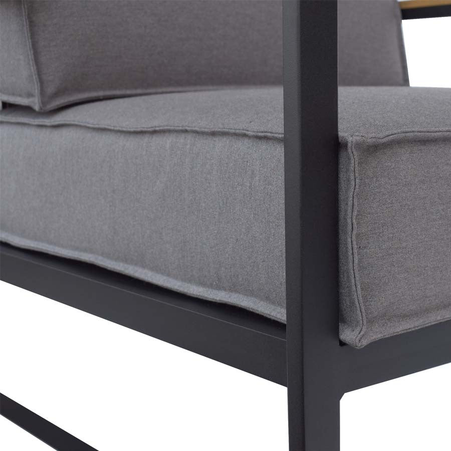 VELA LOUNGE CHAIR / BLACK (INDOOR-OUTDOOR) - Green Design Gallery