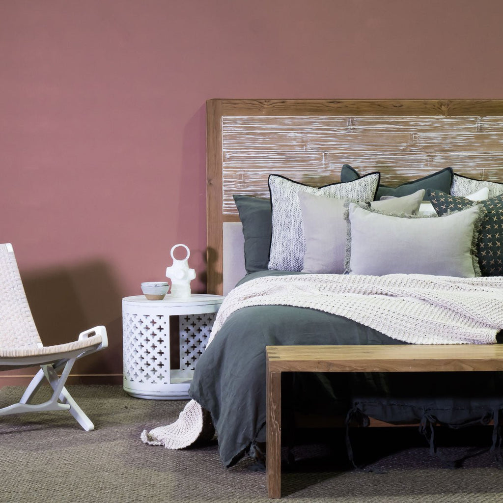 ZAIRA SIDE TABLE / ANCIENT WHITE - Green Design Gallery